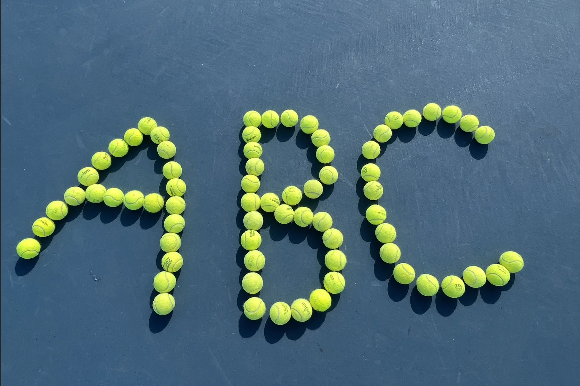 ABC en balles de tennis